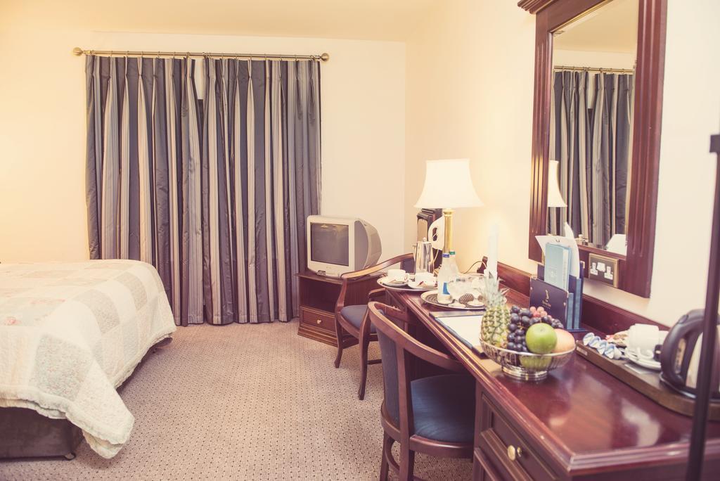 Devon Inn Hotel Templeglantine Village Zewnętrze zdjęcie